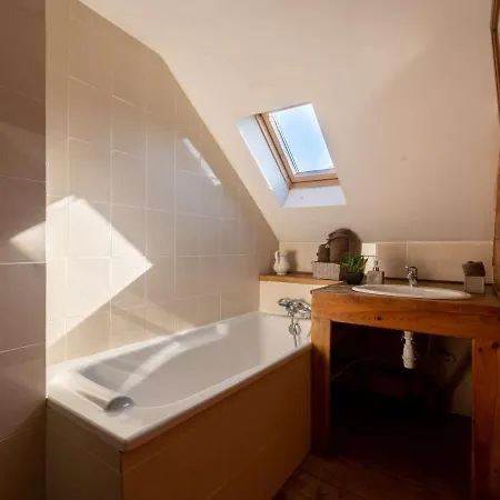 Дом отдыха Maison Spacieuse Pour 11 Pers. Avec Terrasses Et Jardin A - Fr-1-296-335 *