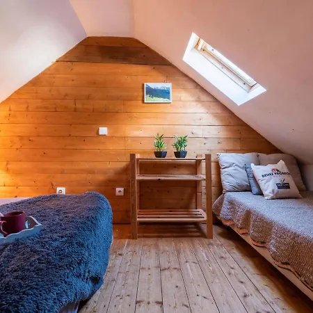 Дом отдыха Maison Spacieuse Pour 11 Pers. Avec Terrasses Et Jardin A - Fr-1-296-335 Vielle-Aure