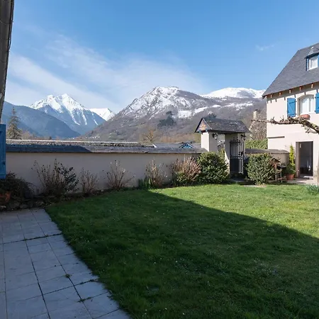 Maison Spacieuse Pour 11 Pers. Avec Terrasses Et Jardin A - Fr-1-296-335