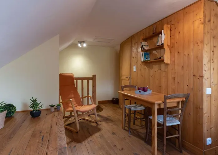 Maison Spacieuse Pour 11 Pers. Avec Terrasses Et Jardin A - Fr-1-296-335 Vakantiehuis *